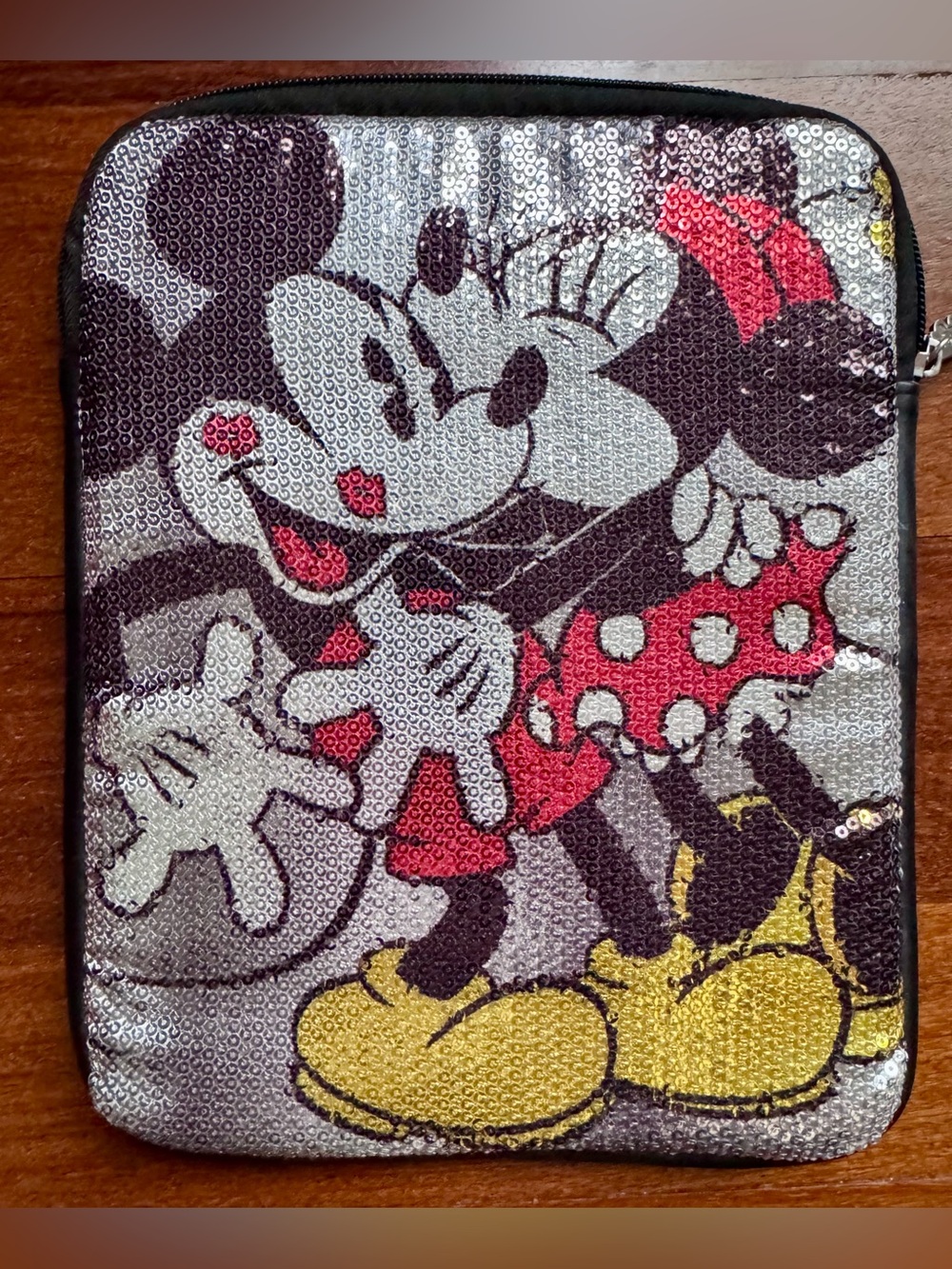 Walt Disney Parks D-tech Mickey/Minnie IPad/Tablet Case